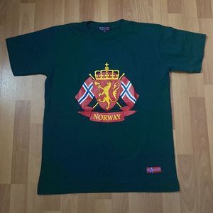 KP Design of Norway Green T Shirt Men Small Made in Norway